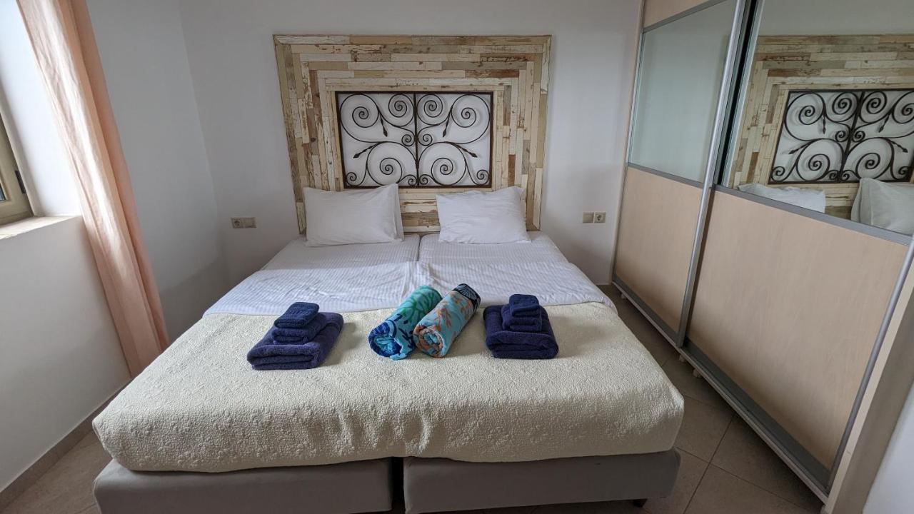 Magnificent, Authentic Private Villa And The Guest House Kardhamili Exterior foto